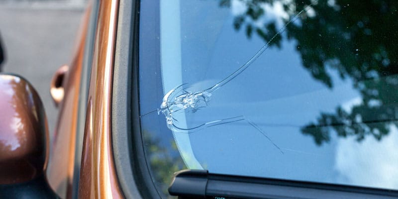Signs You Might Need Windshield Replacement